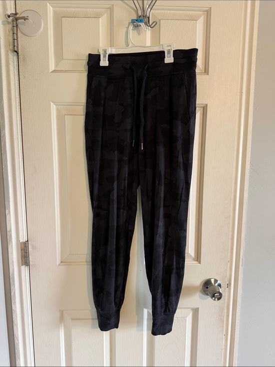 lululemon athletica Pants - Lululemon Black Camouflage Jogger Pants